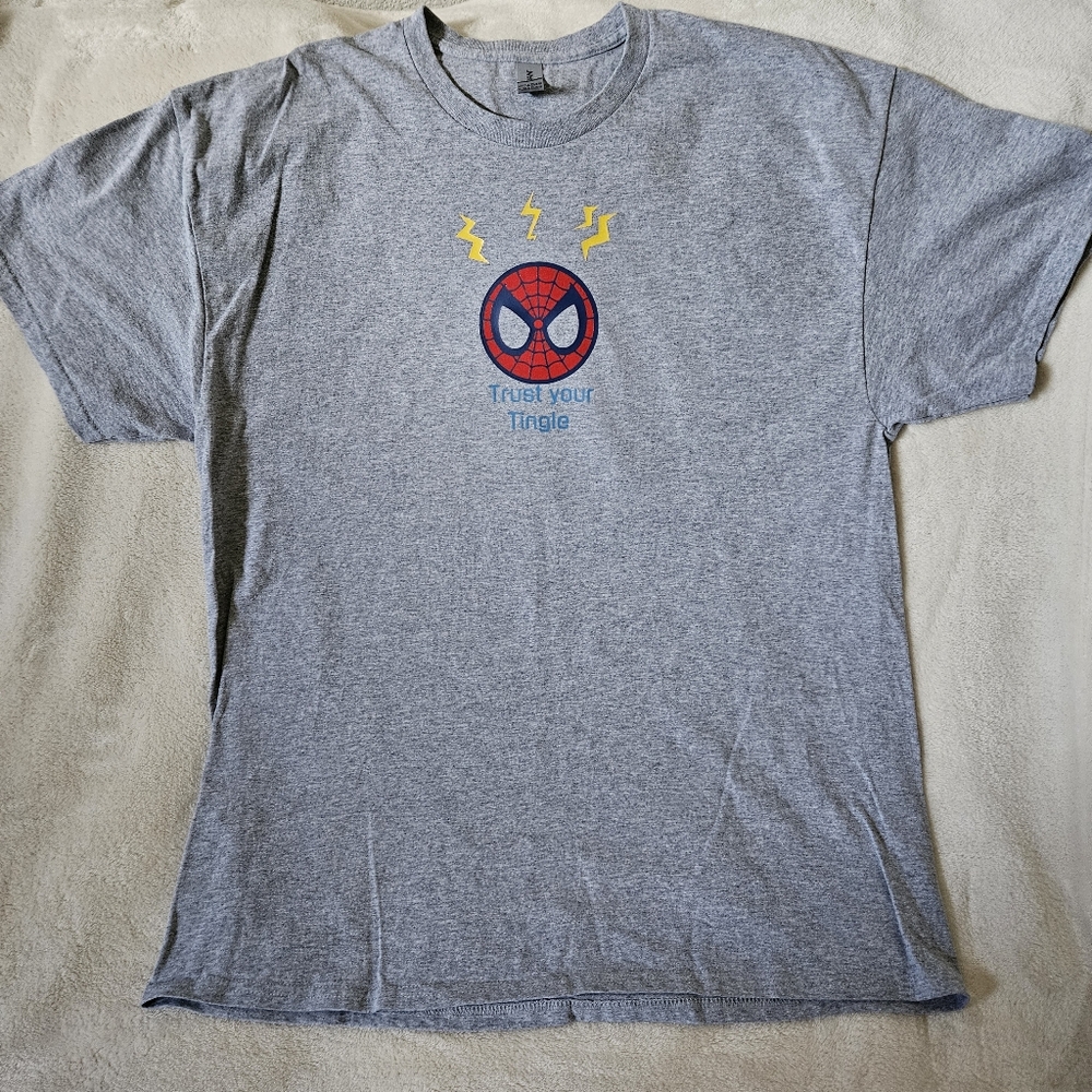 Marvel comics spider-man t-shirt